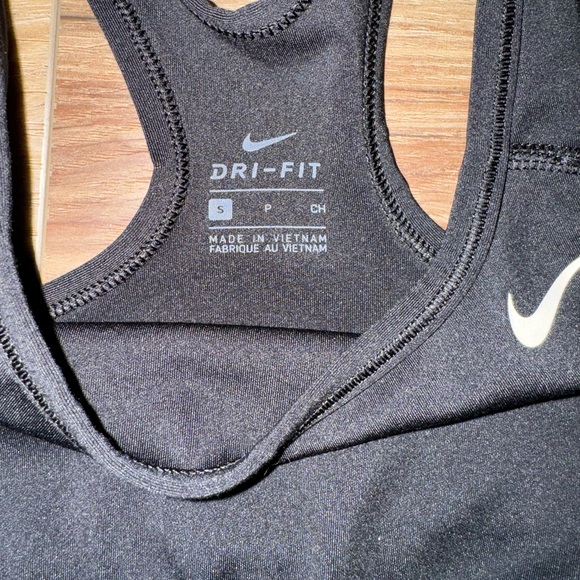 Girls Nike drift sports bra - Picture 4 of 4